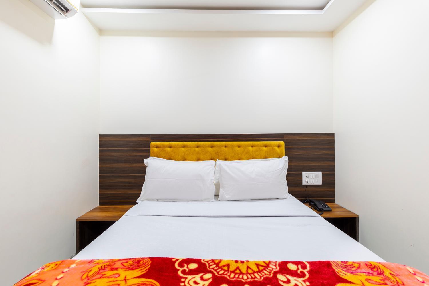 מומביי Hotel Samrat Palace מראה חיצוני תמונה